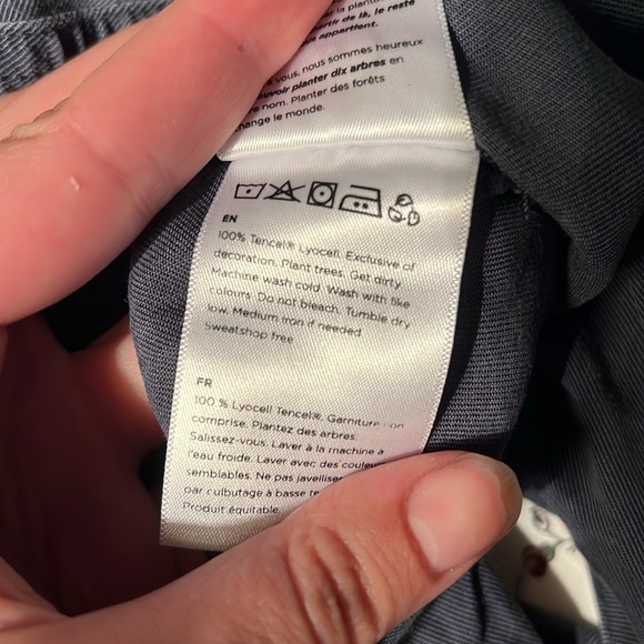 TenTree Joggers in Navy - Picture 9 of 10